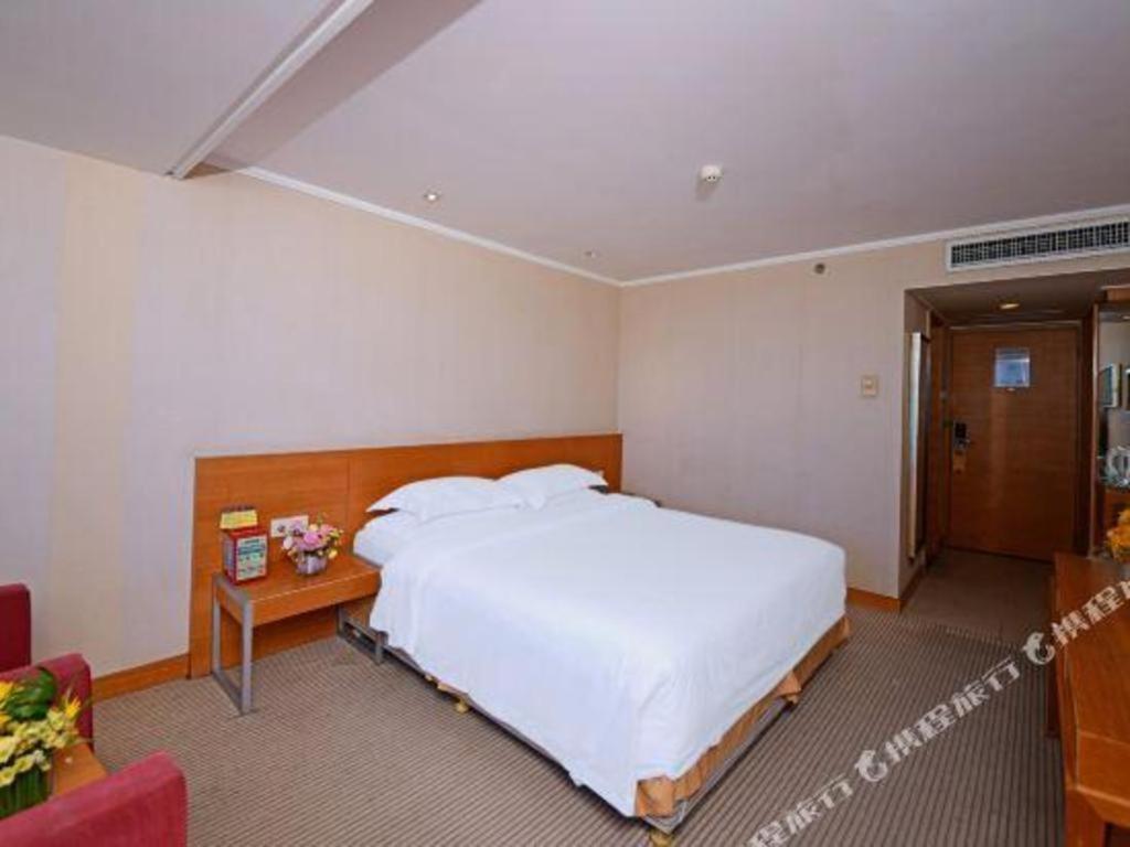 האיקו Golden Sea View Hotel Haikou מראה חיצוני תמונה